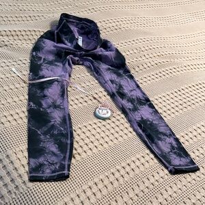 Lululemon high rise power thru legging size 6